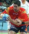 Rolando Urios Fonseca kämpft sich am Kreis durch - Spanien im EM-Halbfinale gegen Dänemark  (EM 2006)