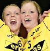 Gerd-Elin Albert und Ragnhild Soerlie (HCL) jubeln - Finale DHB-Pokal 2006 - HC Leipzig vs. 1. FC Nrnberg