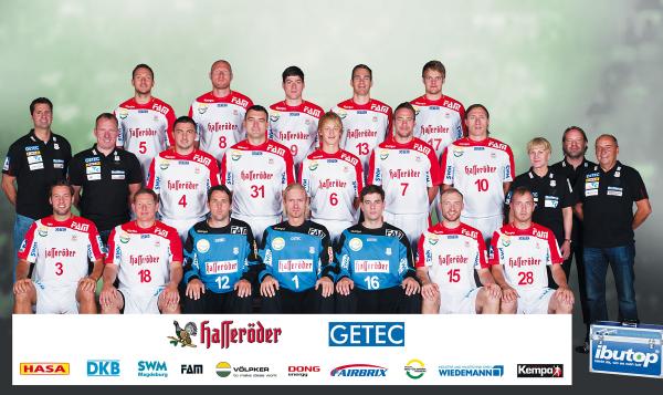 <b>Teamfoto SC Magdeburg 2011/2012:</b><br /><br />
<b>hintere Reihe (v.l.):</b> Andreas Rojewski (5), Ales Pajovic (8), David Hansen (9), Jure Natek (13), Lennart Carstens (17)
<br /><br /><b>mittlere Reihe (v.l.):</b> Dirk Pauling (Co-Trainer), Frank Carstens (Trainer), Damir Doborac (4), Bartosz Jurecki (31), Matthias Musche (6), Kjell Landsberg (7), Fabian van Olphen (10) (Kapitän), OÄ Dr. Birgit Hoffmeyer (Ärztin), Guido Engemann (Physiotherapeut), Ulrich Barnikol (Betreuer)
<br /><br />
<b>vordere Reihe (v.l.):</b> Bennet Wiegert (3), Stian Hauge Tönnesen (18), Daniel Gerrit Eijlers (12), Björgvin Gustavsson (1), Markus Hammerschmidt (16), Yves Grafenhorst (15), 
Robert Weber (28), 
<br /><br />
<b>nicht anwesend:</b> Tim Hornke (11)