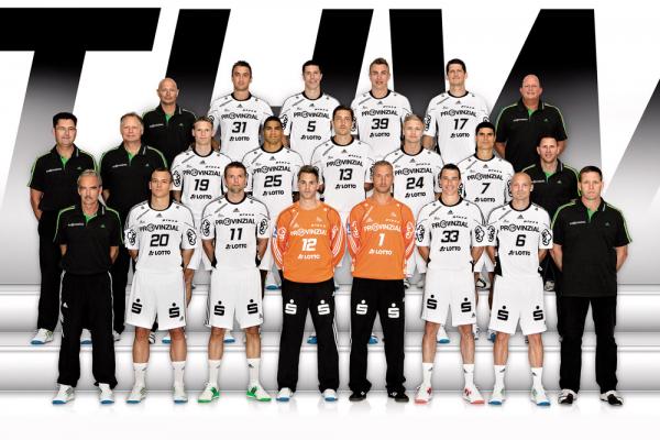 <b>Teamfoto THW Kiel 2011/12</b>
<br /><br />
Oben von links: Mannschaftsarzt Dr. Frank Pries, Momir Ilic, Kim Andersson, Filip Jicha, Daniel Kubes, Betreuer Oliver Thormählen
<br /><br />
Mitte von links: Osteopath Jan Bock, Physiotherapeut Uwe Brandenburg, Tobias Reichmann, Daniel Narcisse, Kapitän Marcus Ahlm, Aron Palmarsson, Milutin Dragicevic, Betreuer Michael Menzel
<br /><br />
Unten von links: Mannschaftsarzt Dr. Detlev Brandecker, Christian Zeitz, Christian Sprenger, Andreas Palicka, Thierry Omeyer, Dominik Klein, Henrik Lundström, Trainer Alfred Gislason
<br /><br />
Nicht auf dem Bild: Geschäftsführer Klaus Elwardt, Geschäftsführerin Sabine Holdorf-Schust 
<br /><br />