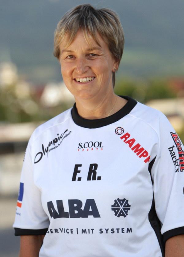 Teambetreuerin Claudia Faisst, TuS Metzingen 2011/12