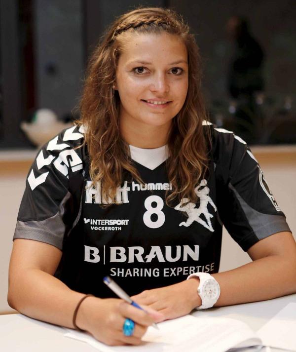 Mareike Vogel hat in Kirchhof unterschrieben