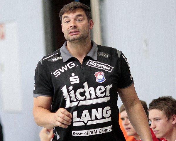 Hüttenbergs Trainer Heiko Karrer will die ersten Punkte holen