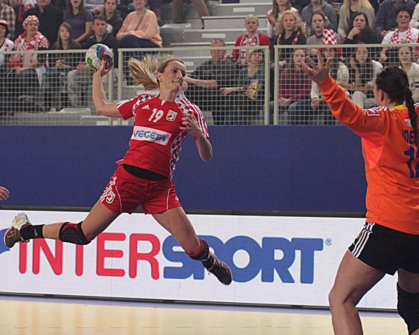 Maja Zebic/CRO im Spiel Schweden - Kroatien, EURO 2014, Varazdin