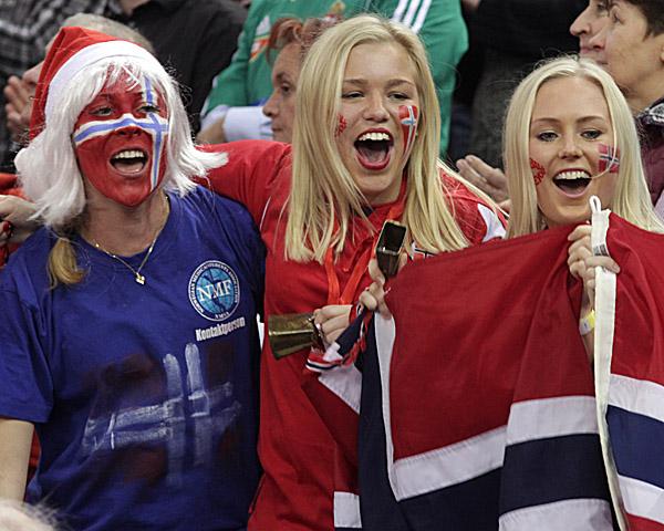 Norwegische Fans, Finale NOR - ESP, EURO 2014, Budapest