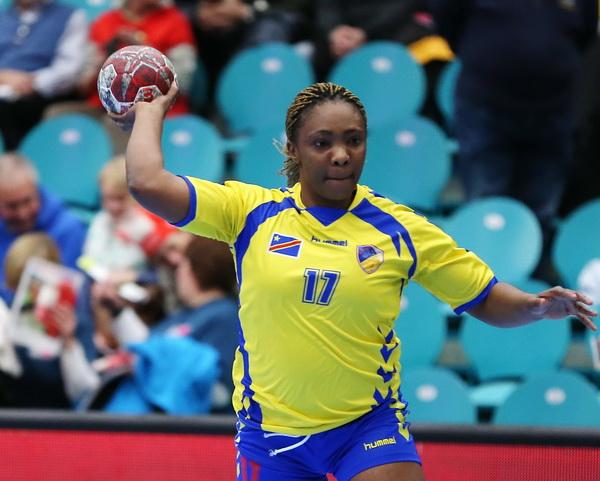 Patricia Mayoulou, Kongo
Weltmeisterschaft Vorrunde Gr. C
ARG-COD