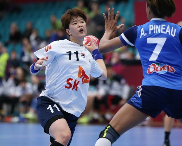 Eun Hee Ryu erzielte drei Tore - darunter das 22:21 für Korea kurz vor Schluss