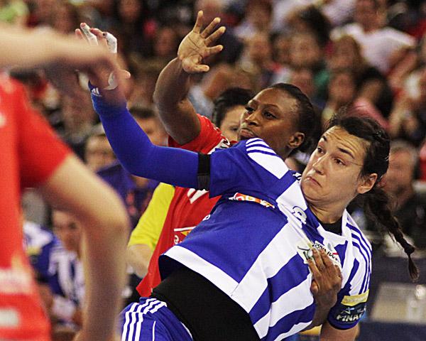 Mit Cristina Neagu kommt für THC-Trainer Herbert Müller "die weltbeste Handballerin" nach Nordhausen.