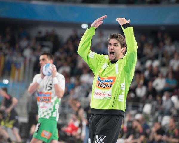 EHF Cup Finals: Peter Tatai (FAG) im Halbfinale gegen Chambery