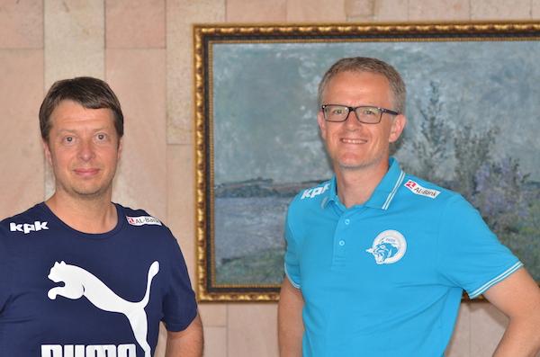 Die dänischen Nationaltrainer: Fleming Larsen und Jan Balslev.