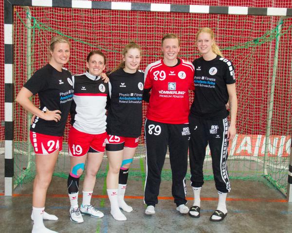 Abschied bei der FSG Mainz 05/Budenheim (von links): Laura Spatz (zum LC Brühl), Claudia Schückler (Karrierende), Toni Grössl (HG Saase), Hanna Dankwardt (SG Bretzenheim), Helen van Beurden (noch nicht bekannt)