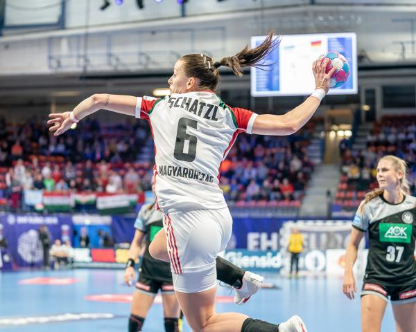 EHF Euro 2018, Europameisterschaft Frauen, HUN-GER: Nadine Schatzl /HUN