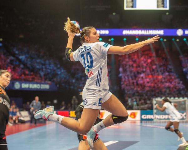 EHF Euro 2018, Europameisterschaft Frauen, Halbfinale, NED-FRA, Laura Flippes/Frankreich