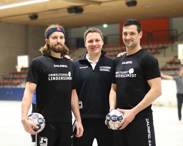 (v.l.) Julius Lindskog Andersson, Trainer Michael Lerscht und Marijan Basic
