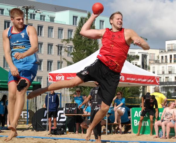 Die BHC Sand Devils um Nationalspieler Jörn Wolterink wurden Gruppensieger