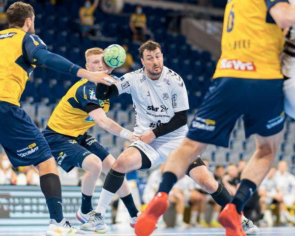 Die Rhein-Neckar Löwen und der THW Kiel lieferten sich einen heißen Kampf. 