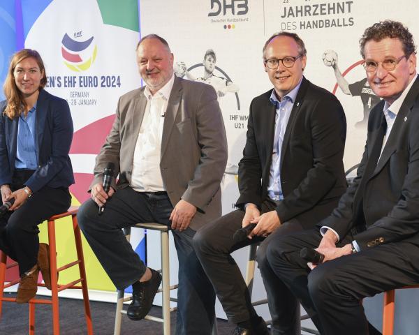 Dr. Verena Svensson, Andreas Michelmann, Mark Schober und Jörg Föste (v.l.n.r.)