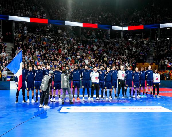 Frankreich startete mit einem Sieg gegen Co-Gastgeber Polen in die Handball-WM.