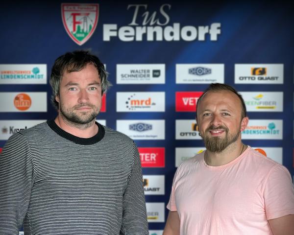 TuS Ferndorf mit neuem Trainer: Ceven Klatt (li.) und Geschäftsführer Mirza Sijaric (re.)